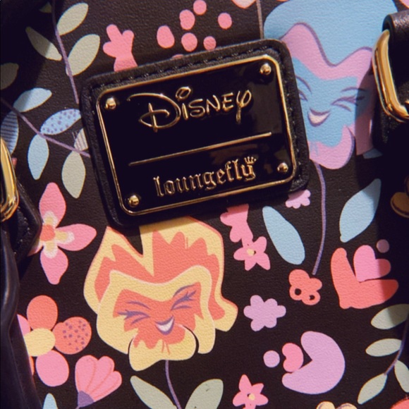 Loungefly x Disney Alice in Wonderland crossbody bag - Picture 2 of 14